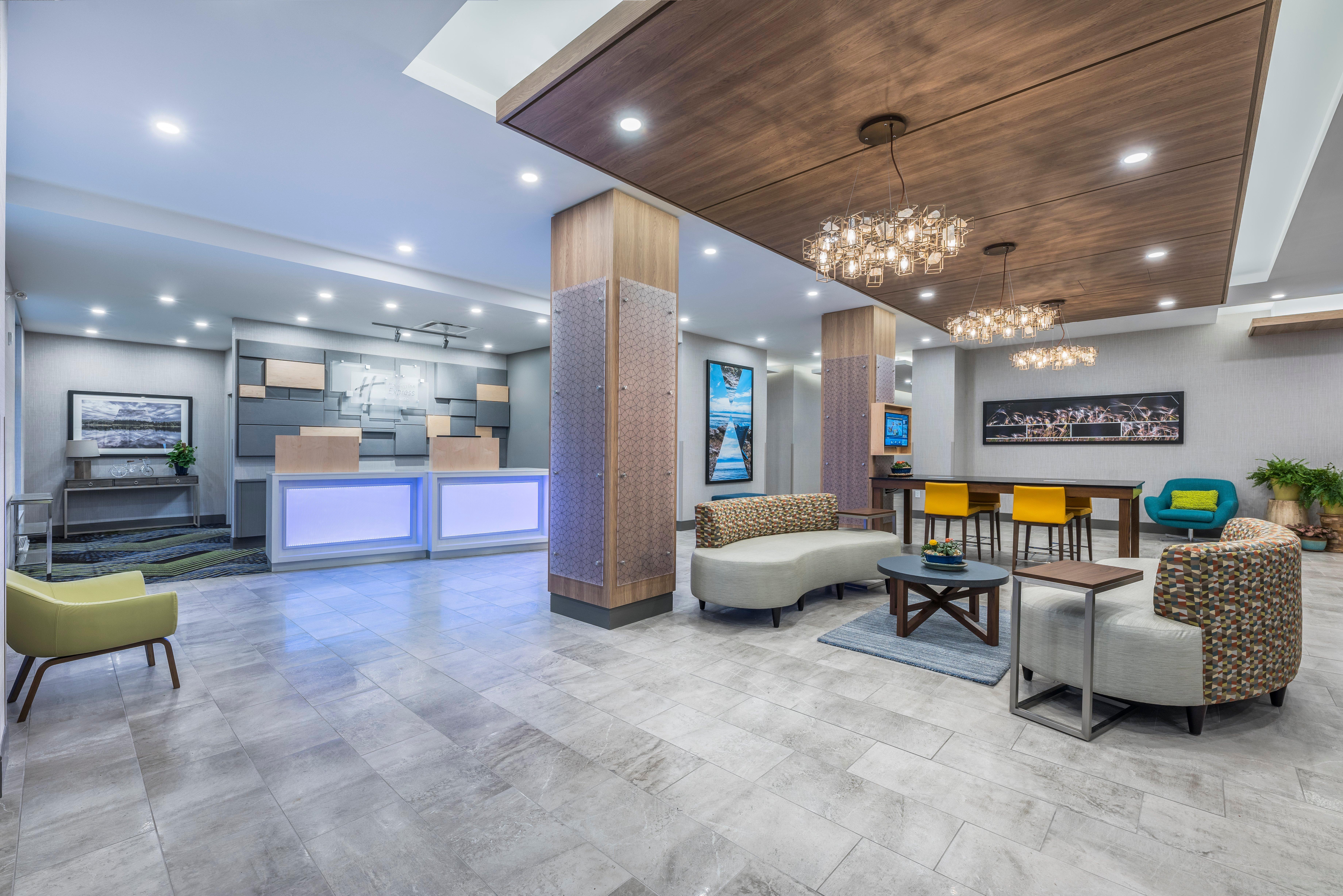 Holiday Inn Express & Suites Moncton By Ihg Dış mekan fotoğraf